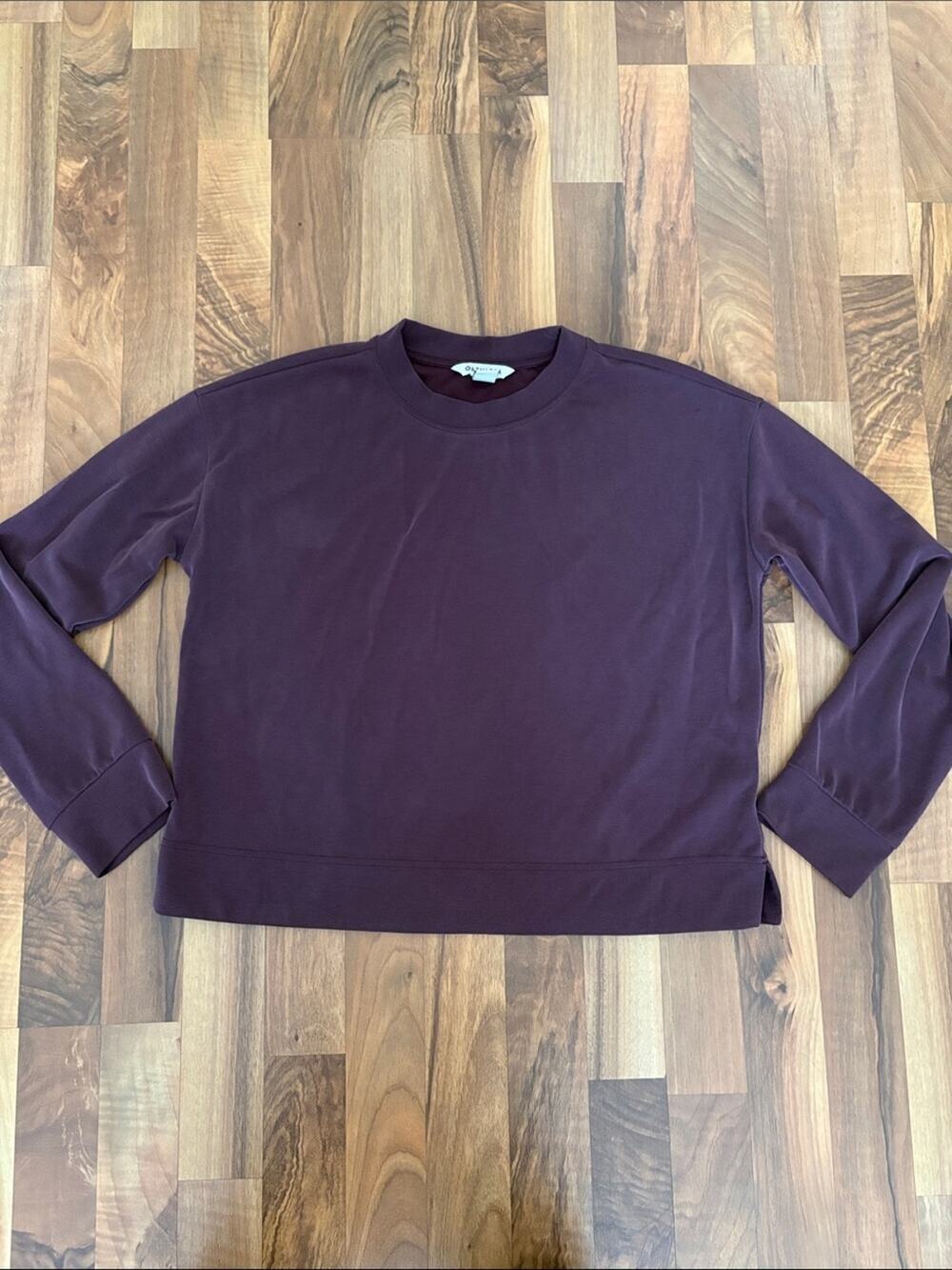 Athleta Woman’s Plum Crewneck Pullover Size M